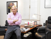 Dr. Alejandro Silvestre