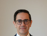 Dr. Williams Erik Bukret
