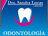 Dra. Sandra Lucas y equipo