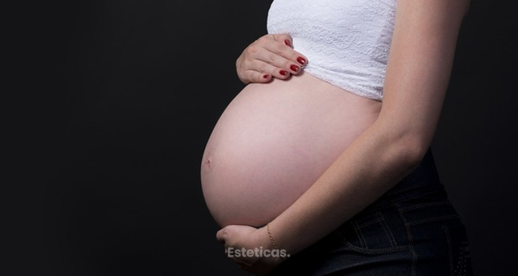 Abdominoplastia y embarazo