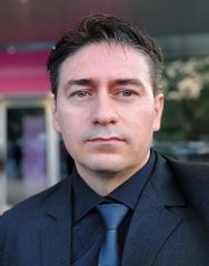 Dr. Alejandro Luna