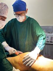 Dr. Lucas Sánchez
