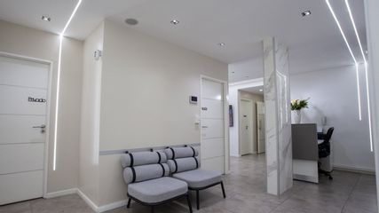 Sala de espera - Pineda Dental Studio