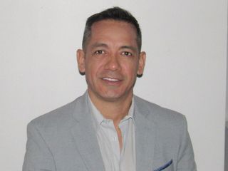 Dr. Gustavo Gonzalez