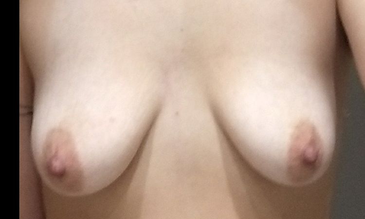 121976