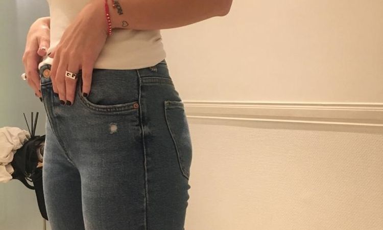 96561