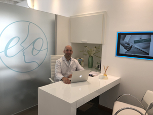 Visita al médico para realización de peeling.