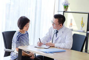 Consulta médica para cirugía bariátrica