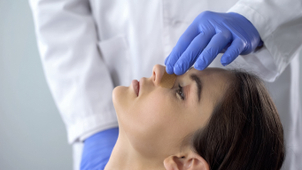 Cuándo se necesita una rinoplastia secundaria
