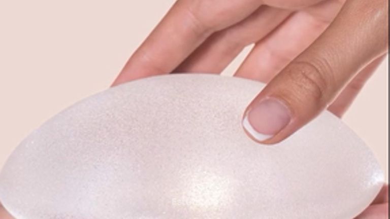 ¿Cada cuánto tiempo se cambian los implantes mamarios? - Dr. Damián Wengrowicz