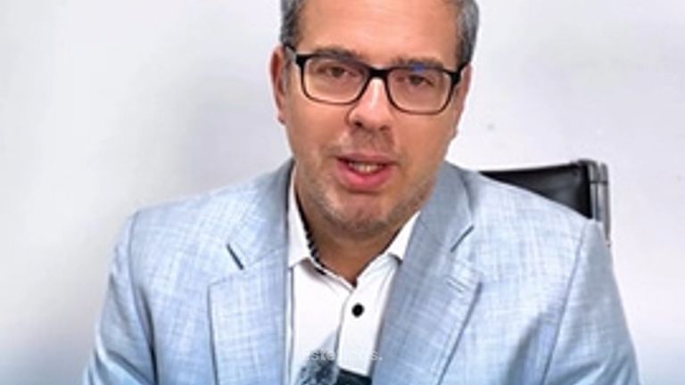 No se por qué esperé tanto para tomar la decisión de operarme - Dr. Maximiliano Gil Miranda