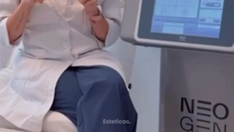 ¿Te maquillás y el labial se sigue marcando en las arruguitas del labio ? - Dra.  Jimena D. Frasso