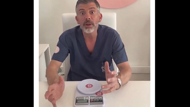 Peso de un implante mamario - Dr. Sebastián Gallo